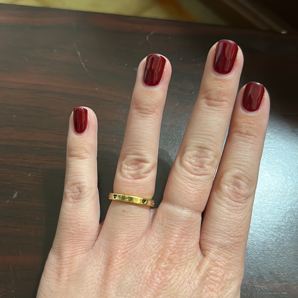 Juicy Couture Engraved Gold Ring - Size 6 - Picture 2 of 3